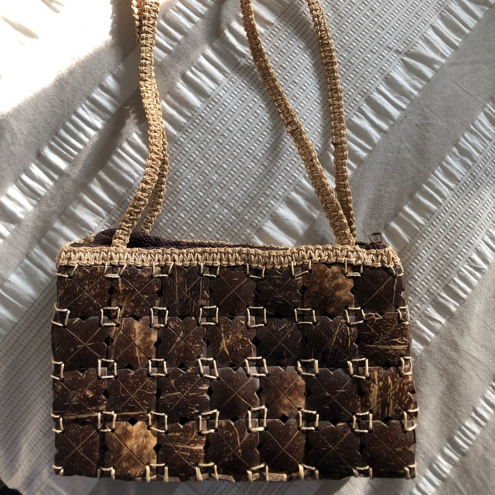 Wood shell purse - Picture 3 of 5